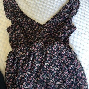 Black floral tank top!